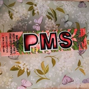 Onyx Bathhouse PMS 4pk Everything Hurts Bath Bombs Eucalyptus